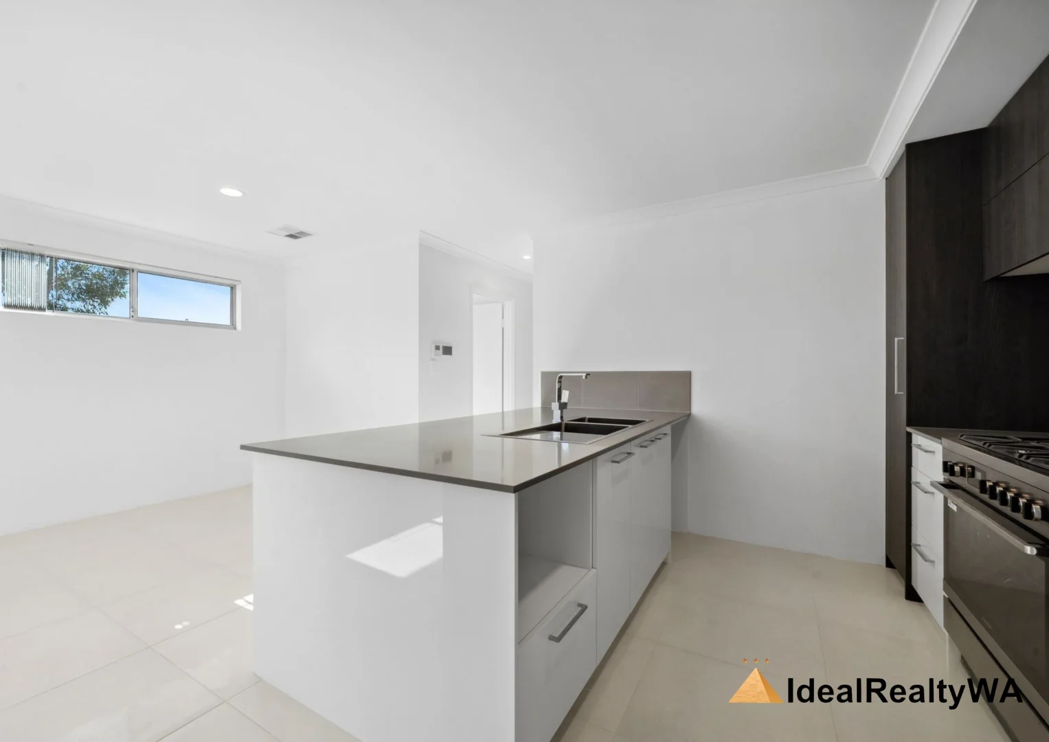 Additional image 4 of 2/536 Nicholson Road, Canning Vale WA 6155