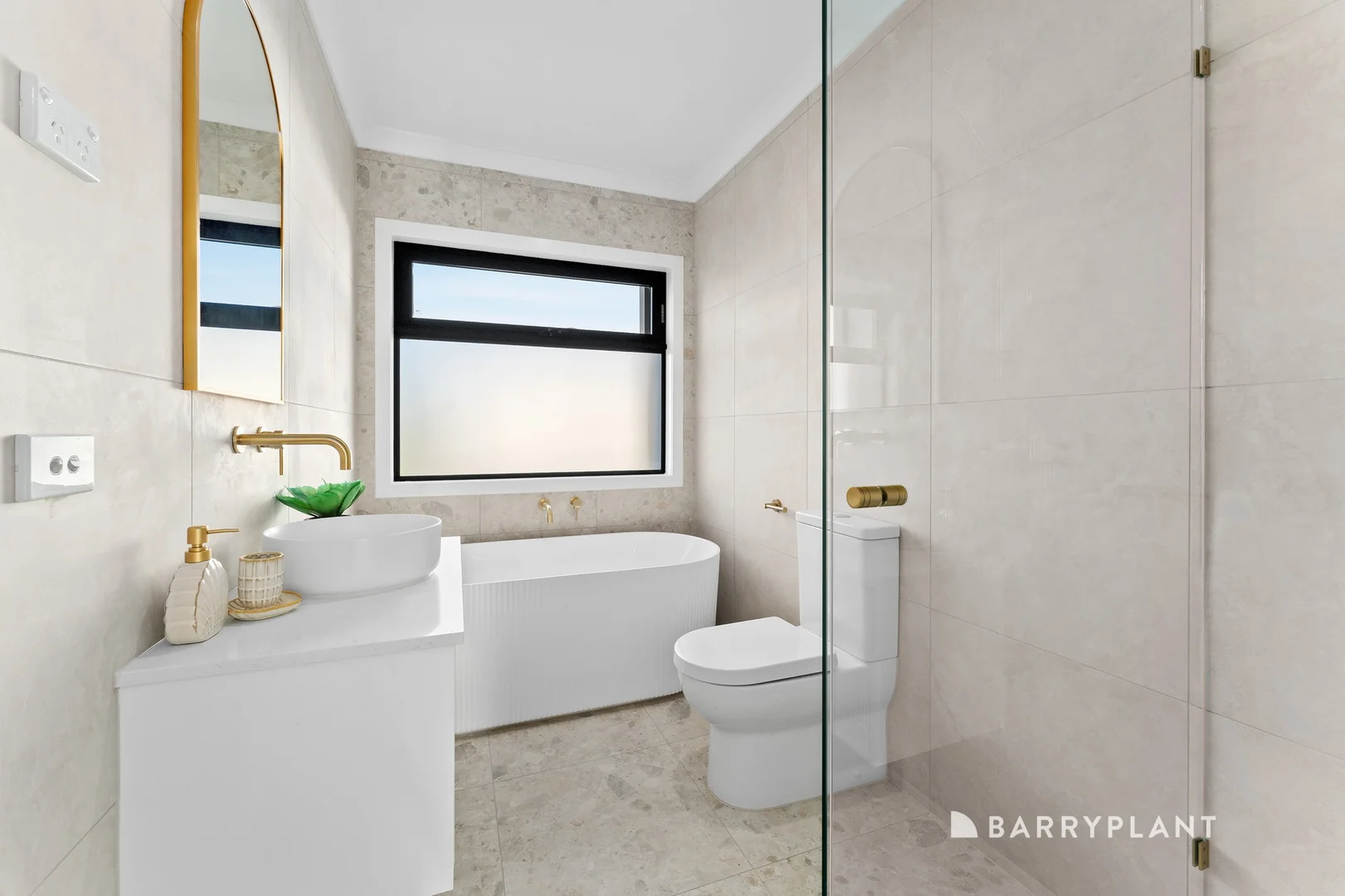 Additional image 11 of 2/40 King Parade, Knoxfield VIC 3180