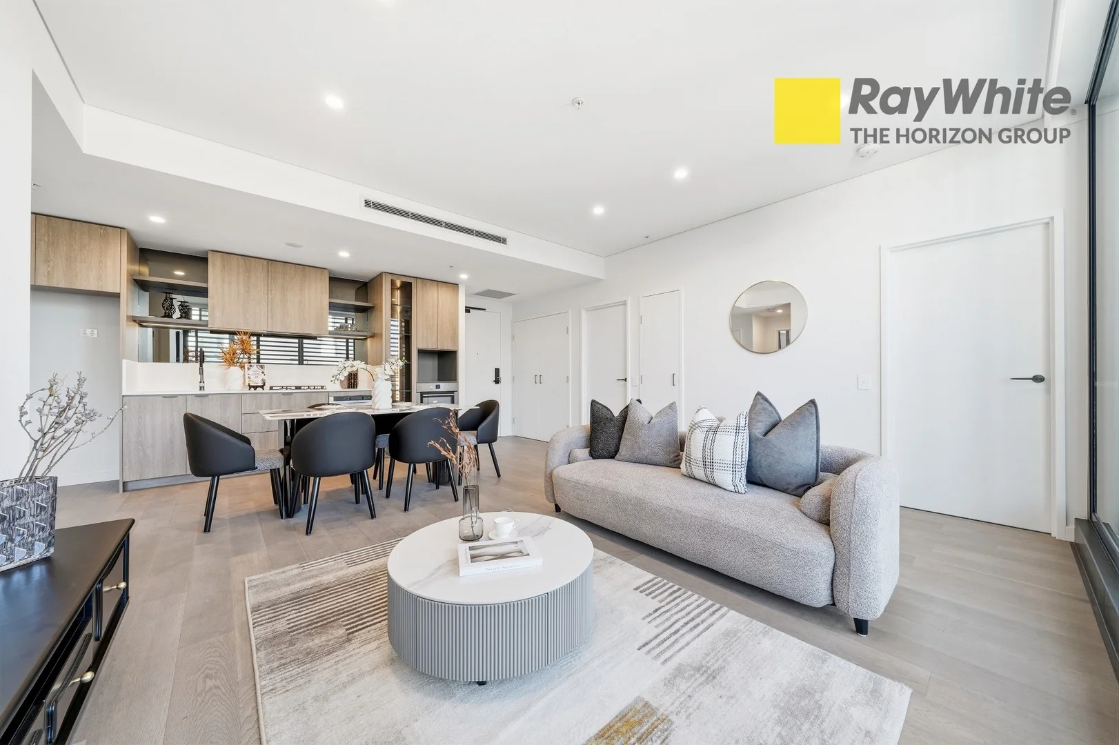 Additional image 2 of 1007/8 Hinchcliffe Place, Zetland NSW 2017