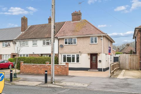 Violet Avenue, Uxbridge UB8