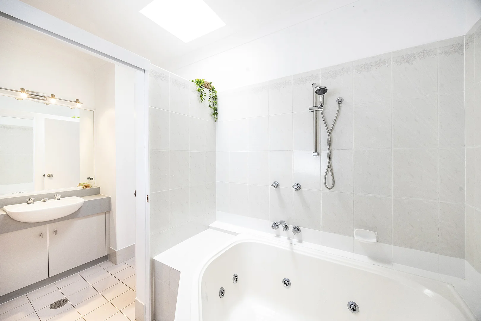 Additional image 11 of 11 Seaview Street, Forster NSW 2428