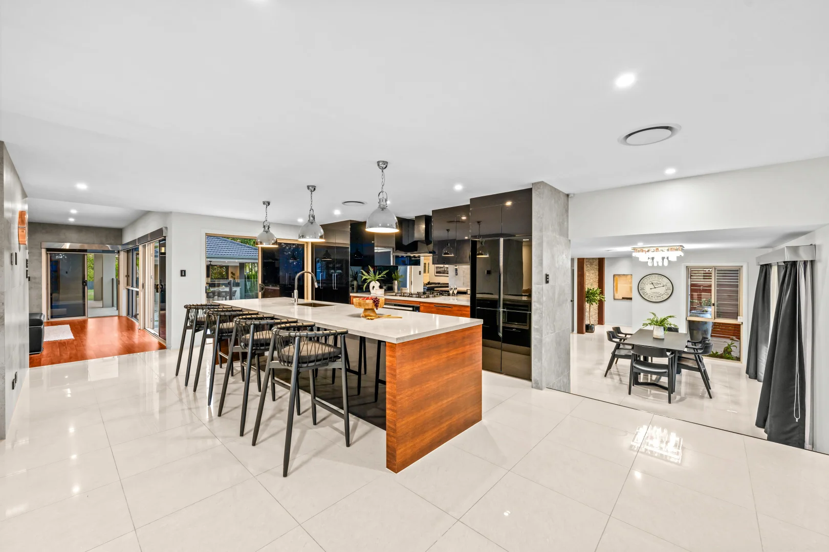 Additional image 18 of 4 Riverdowns Crescent, Helensvale QLD 4212