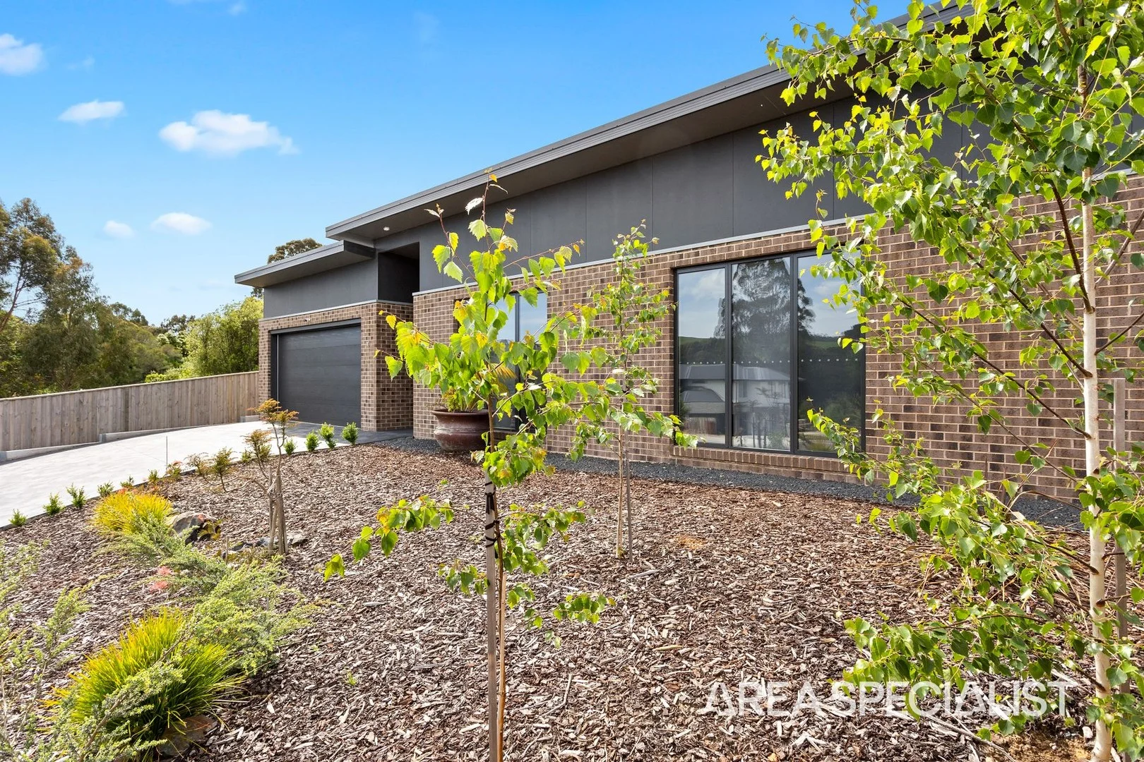 Additional image 2 of 10 Centella Court, Korumburra VIC 3950