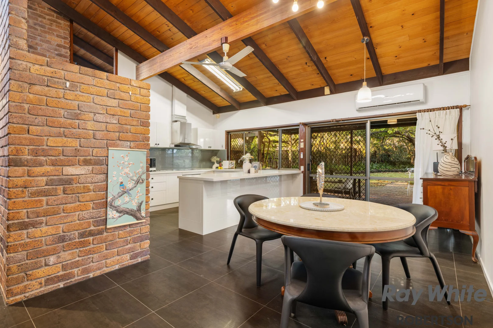 Additional image 9 of 3 Davrod Street, Robertson QLD 4109