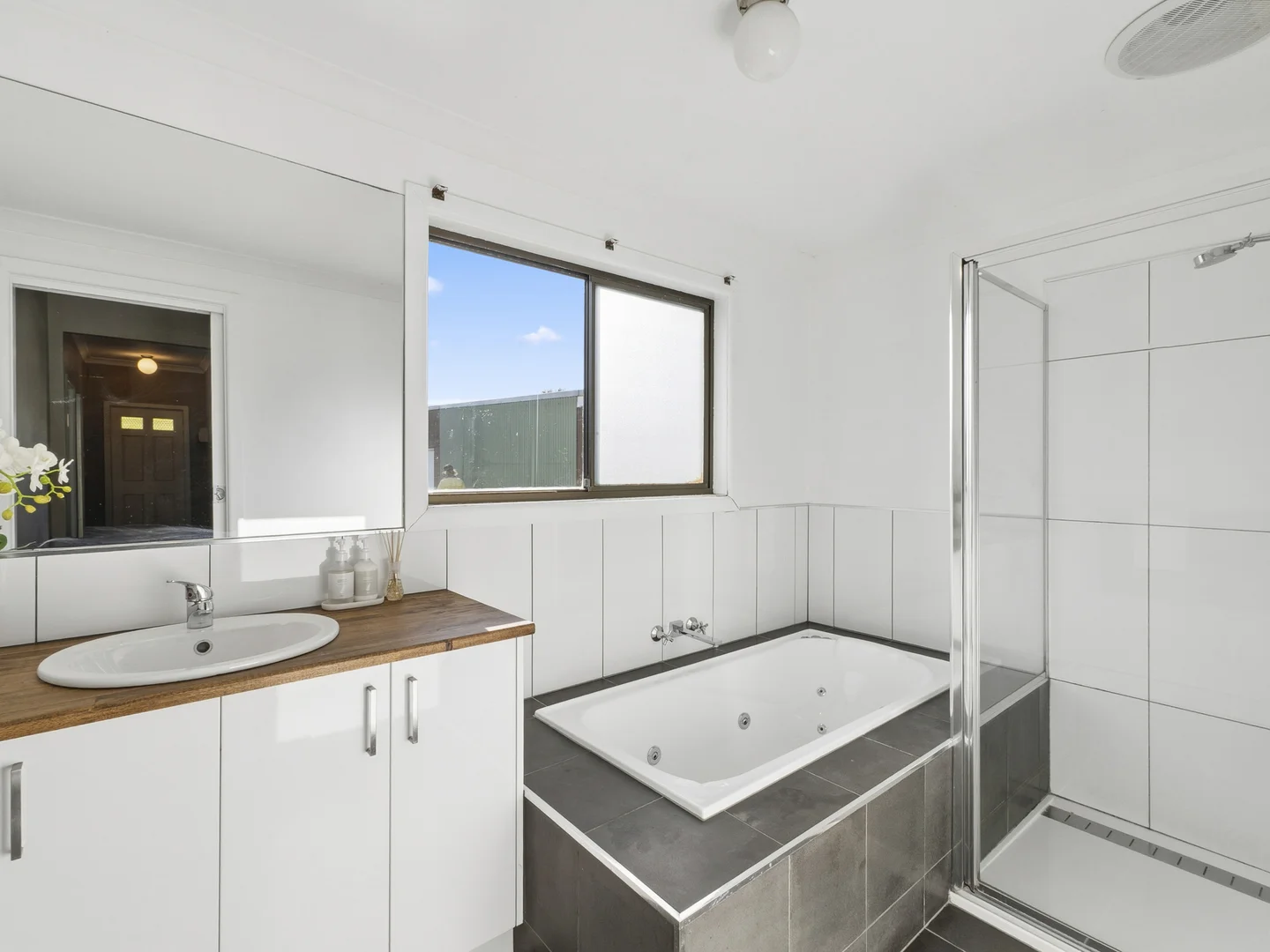 Additional image 12 of 7 White Avenue, Colac VIC 3250