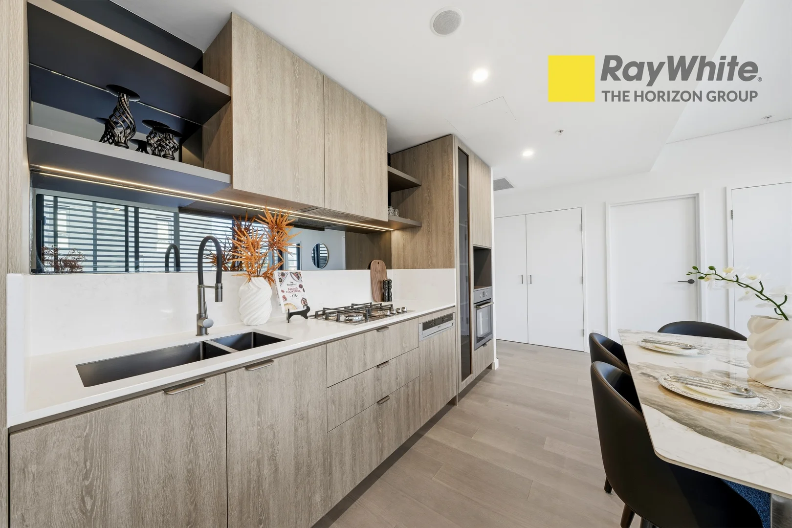 Additional image 5 of 1007/8 Hinchcliffe Place, Zetland NSW 2017