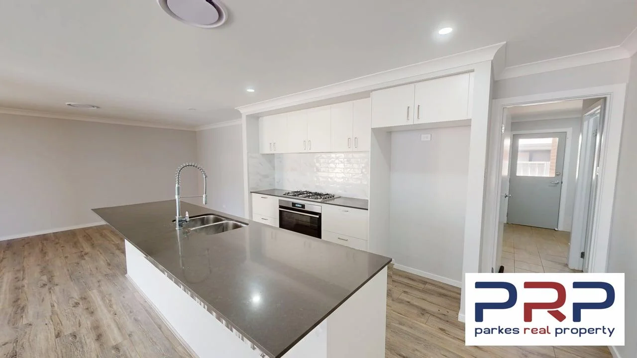 Additional image 12 of 11 Yuwambi Close, Parkes NSW 2870