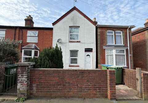 151 Priory Road, Southampton, Hampshire SO17