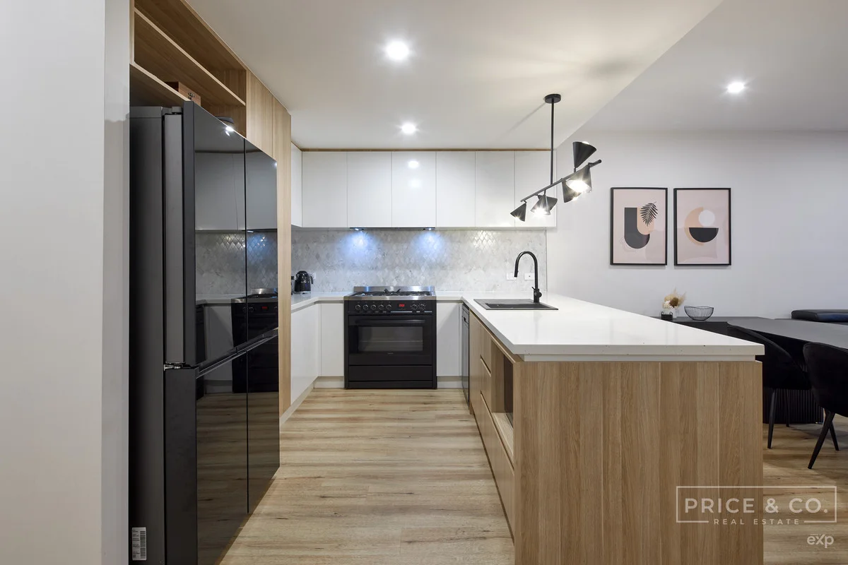 Additional image 3 of 215 Ernstbrook Drive, Clyde VIC 3978