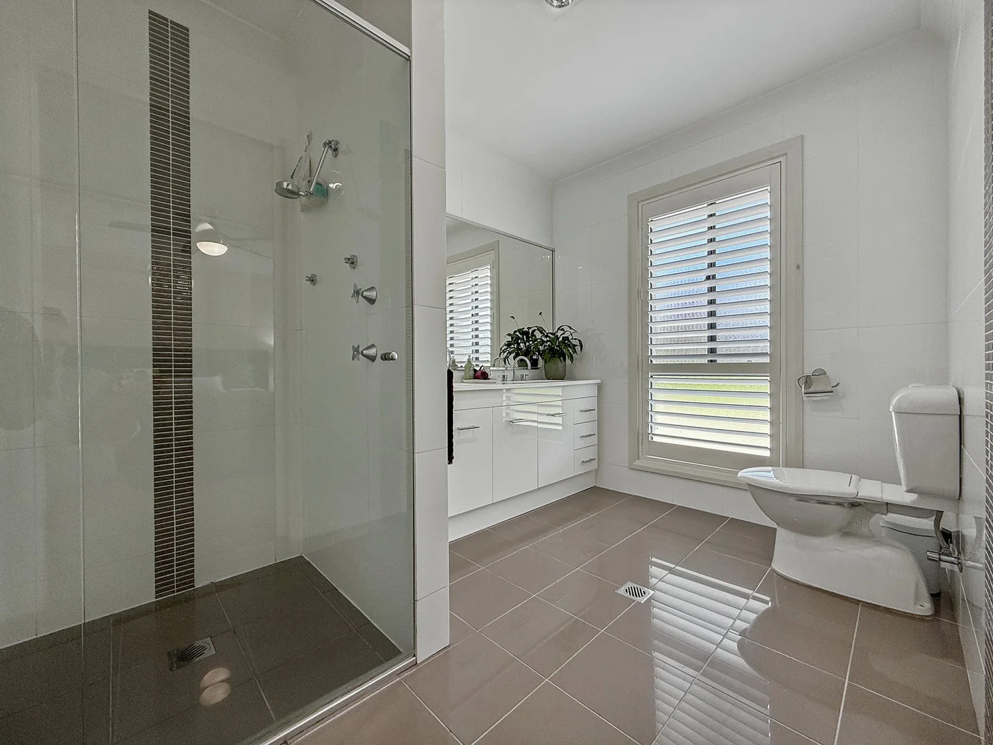 Additional image 11 of 83 Binalong Street, Young NSW 2594