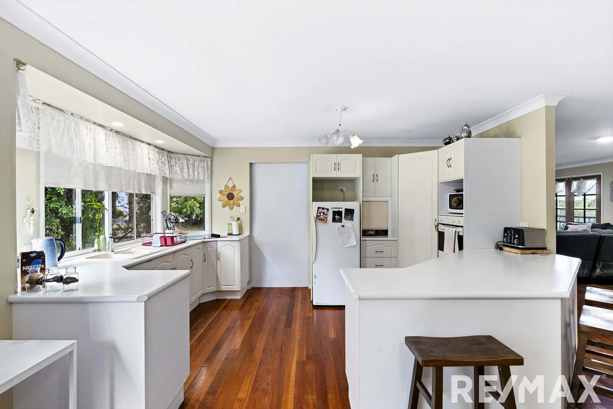 Additional image 11 of 7 Seaview Court, Dundowran QLD 4655