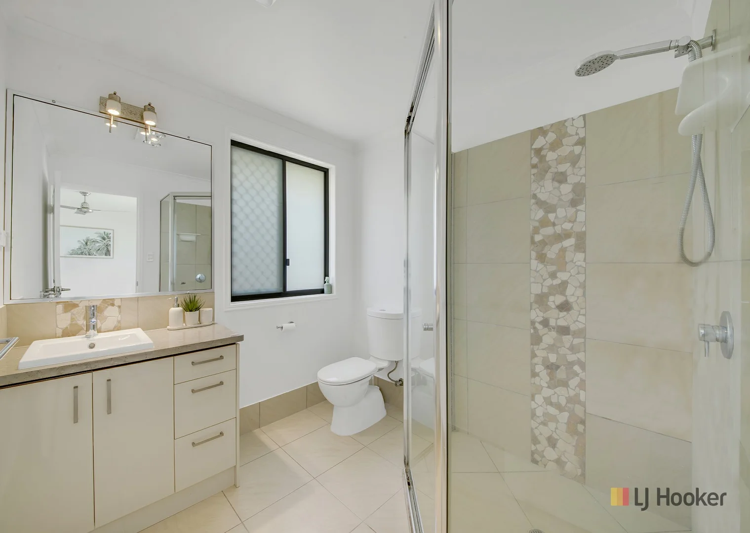 Additional image 11 of 25 Surita Court, Boyne Island QLD 4680