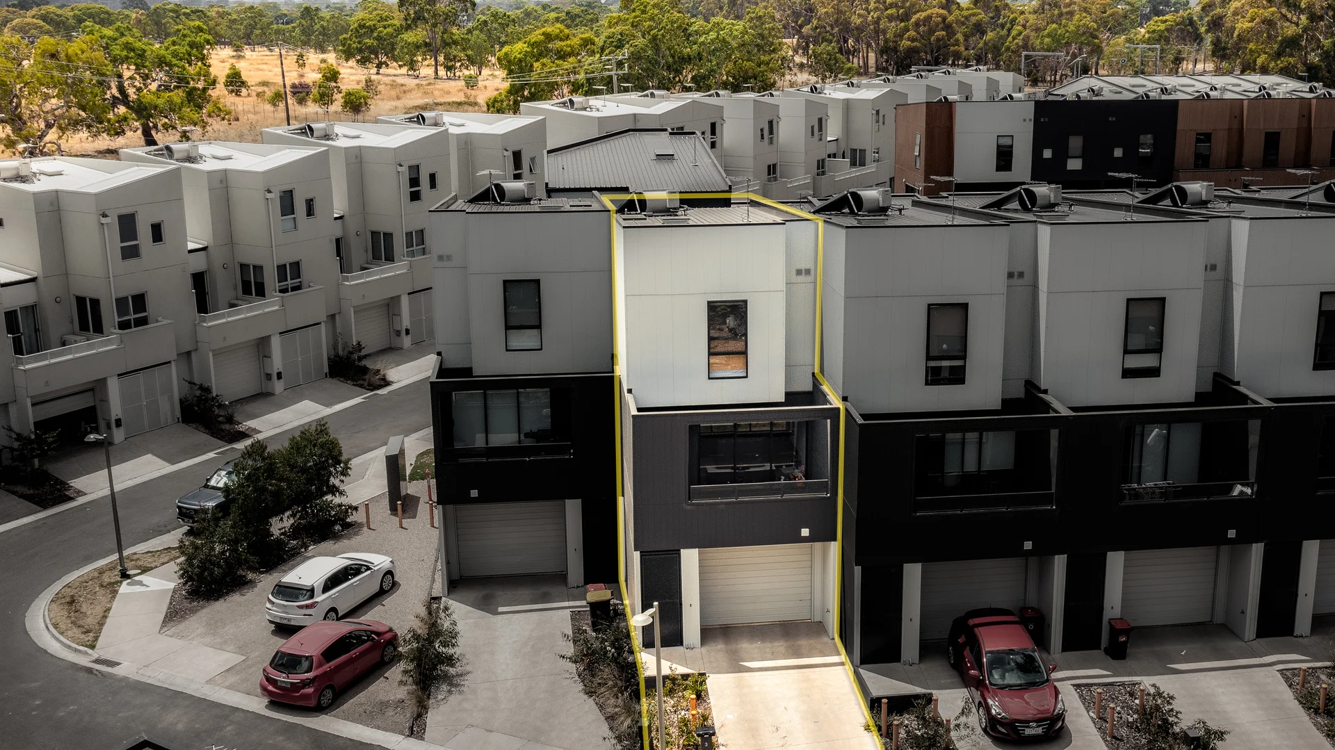 Additional image 13 of 3 Cornerstone Crescent, South Morang VIC 3752