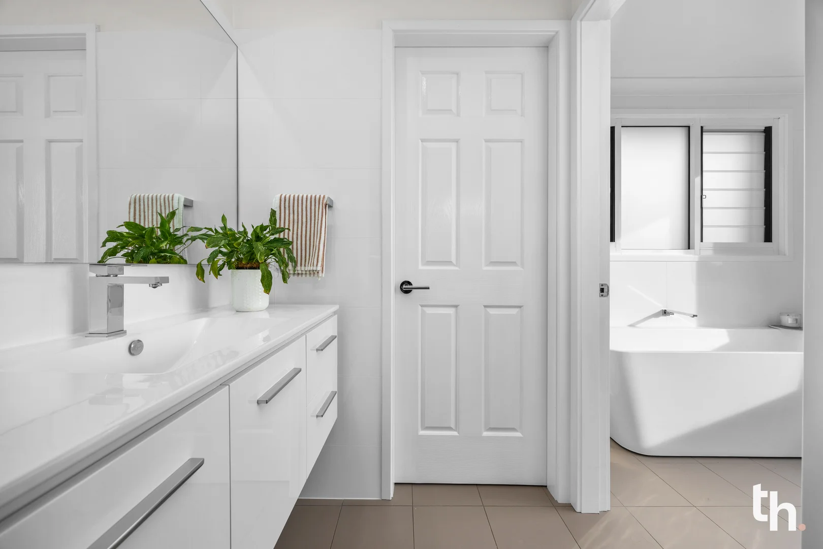 Additional image 22 of 39 Grovelake Close, Eleebana NSW 2282