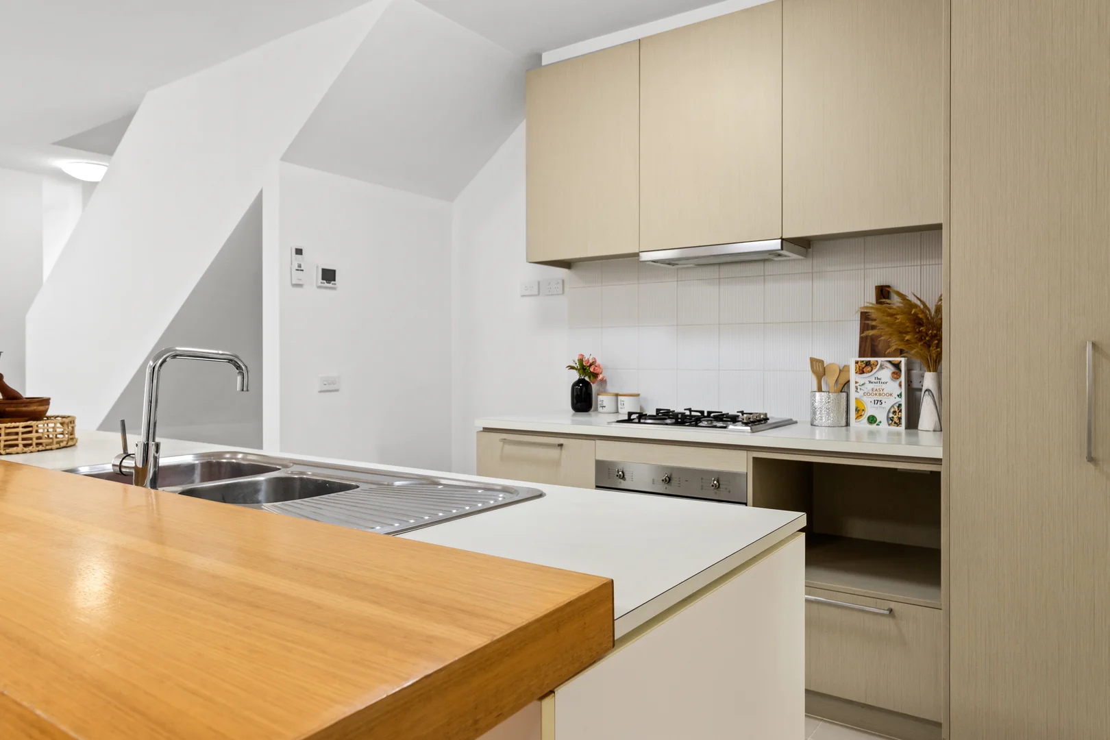 Additional image 5 of 45 Dresden Drive, Waterways VIC 3195