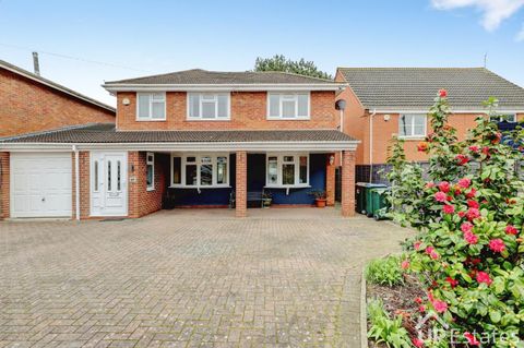 Pembury Avenue, Coventry CV6