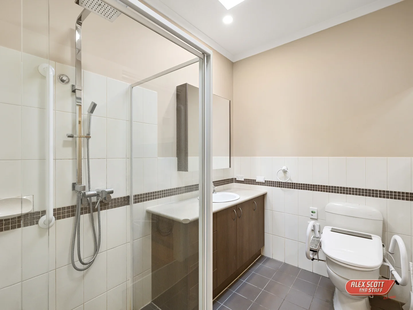Additional image 11 of 8/1A LESLIE Avenue, Cowes VIC 3922