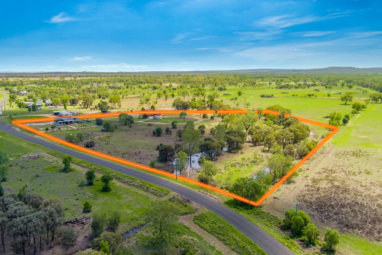 216 Chudleigh Drive, Emerald QLD 4720