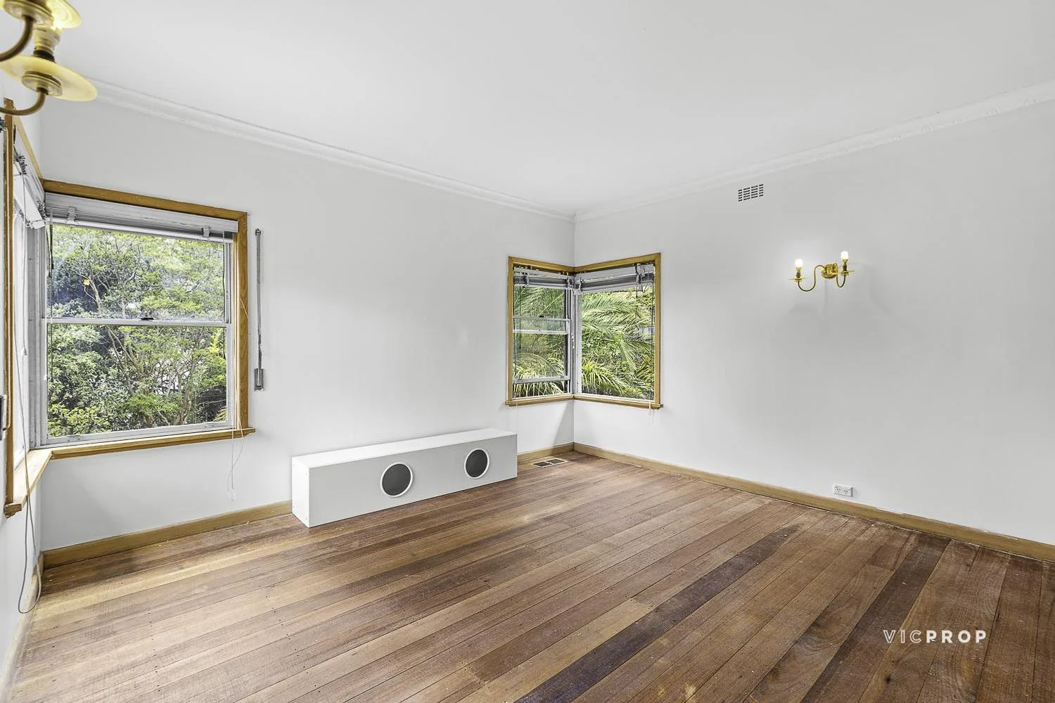 Additional image 5 of 392 Upper Heidelberg Road, Ivanhoe VIC 3079