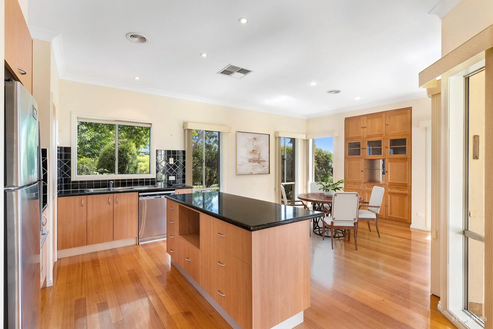 Additional image 5 of 11 Pinehurst Place, Chirnside Park VIC 3116