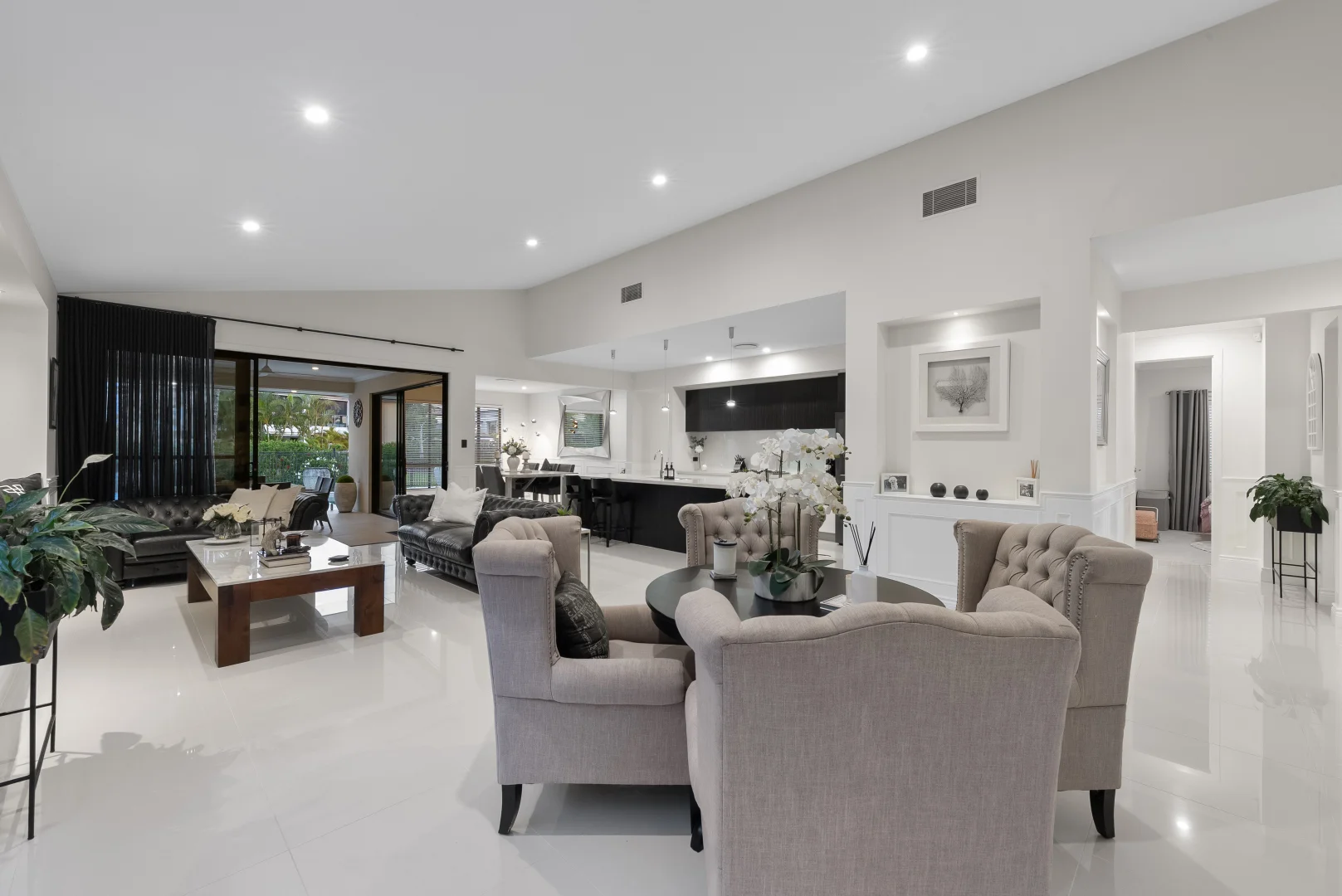 Additional image 4 of 2567 Cressbrook Drive, Hope Island QLD 4212