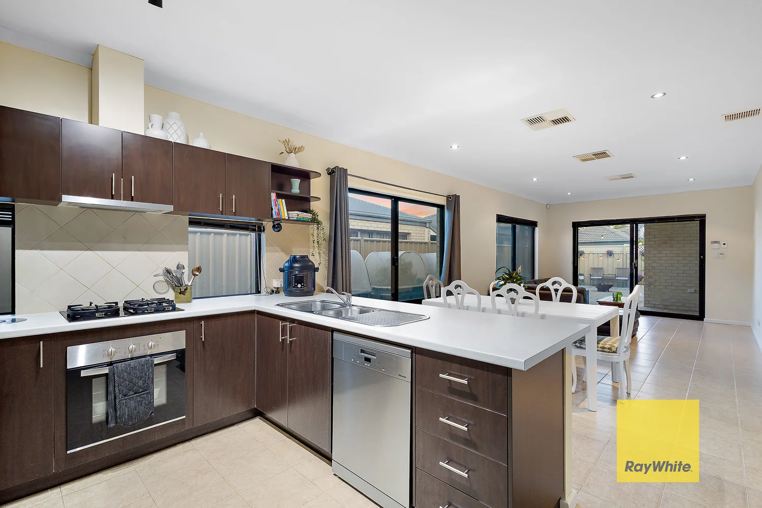 Additional image 11 of 17 Ferrara Way, Girrawheen WA 6064