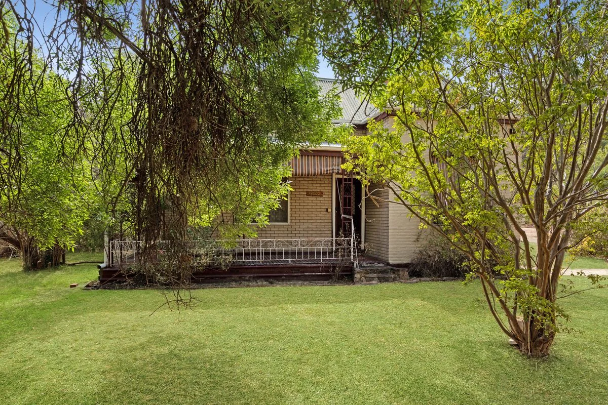 2 Caldwell Street, Heathcote VIC 3523