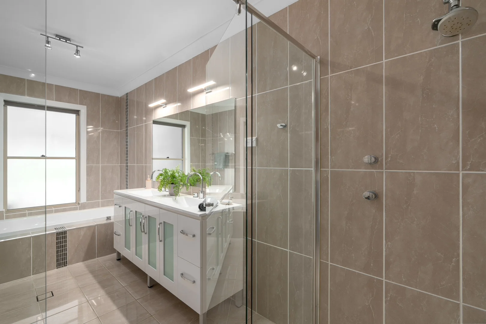 Additional image 9 of 4 Hazelton Drive, Moss Vale NSW 2577