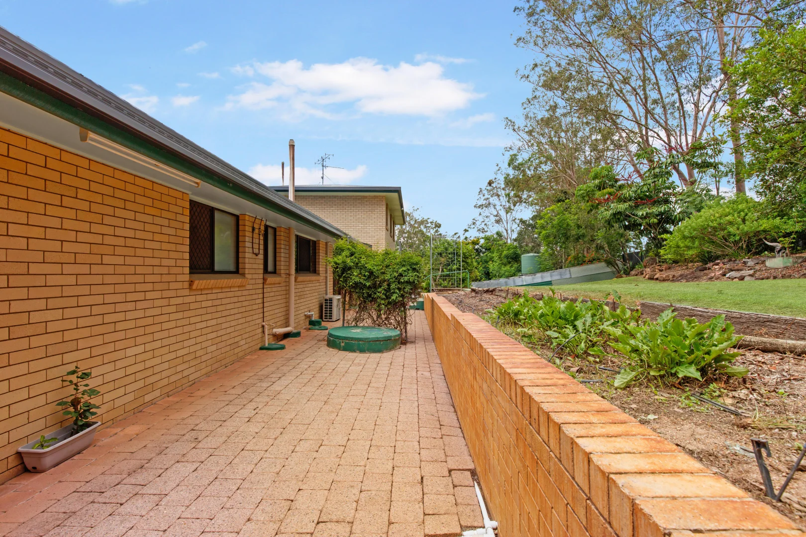 Additional image 36 of 4 Percival Road, Chatsworth QLD 4570
