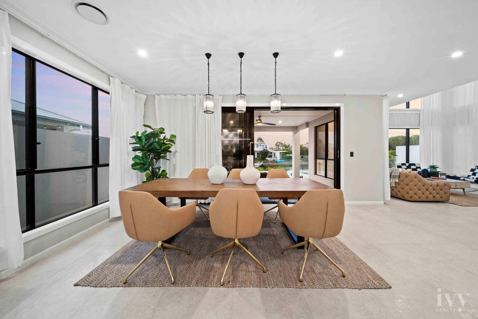 Additional image 10 of 188 Lake Serenity Boulevard, Helensvale QLD 4212