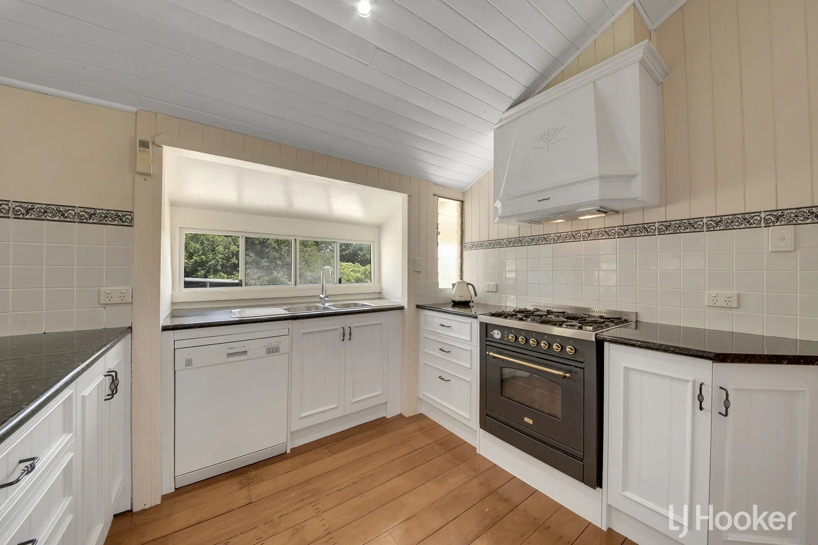 Additional image 5 of 12 Roseberry Street, Gladstone Central QLD 4680