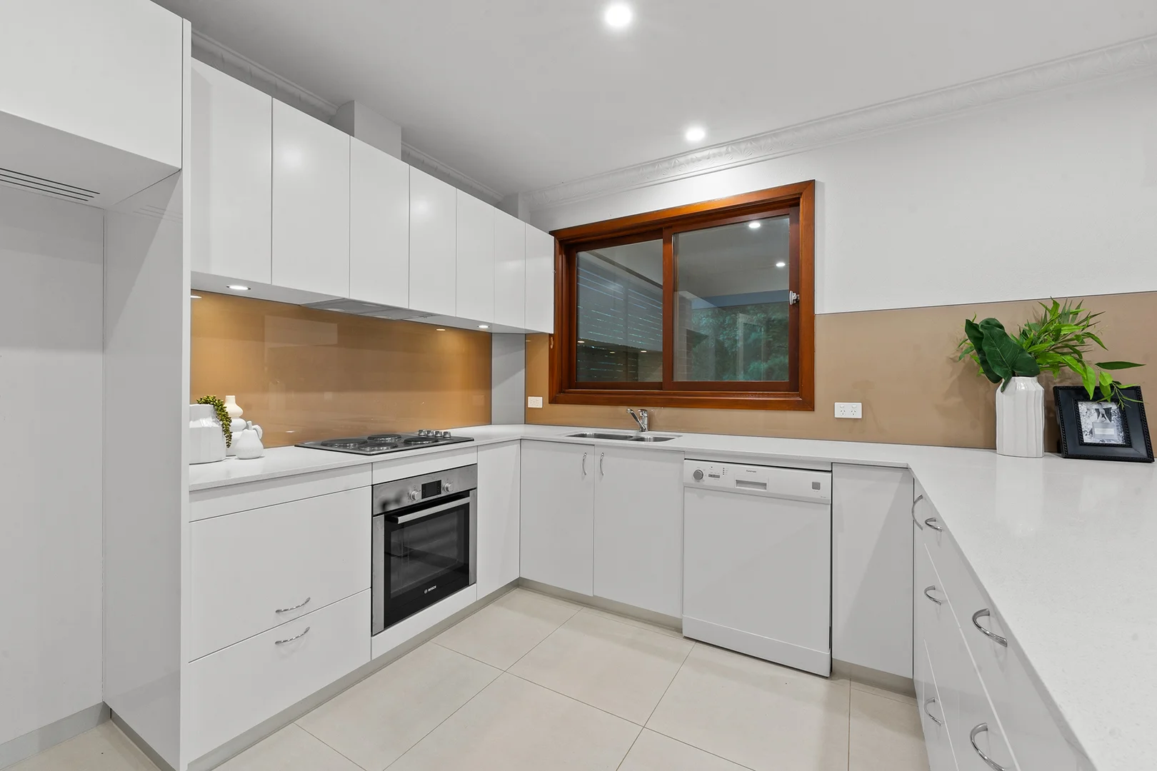 Additional image 9 of 2/67 Groom Street, Hughes ACT 2605