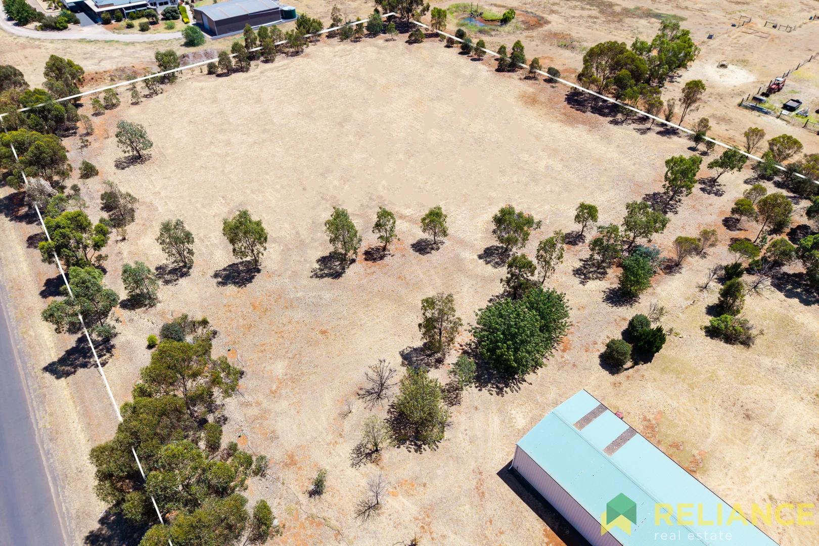 Additional image 31 of 1 Nicholson Court, Strathtulloh VIC 3338