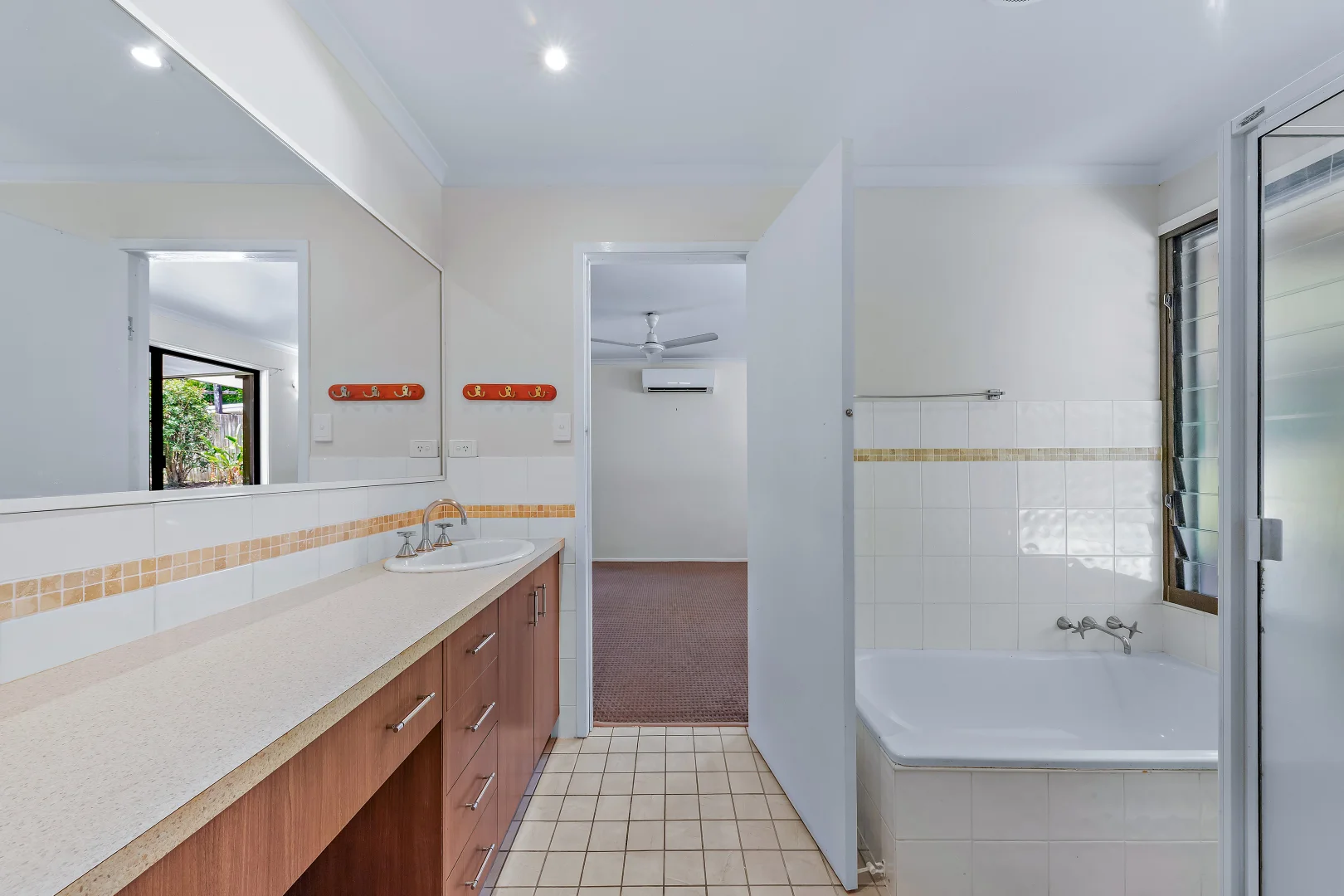 Additional image 15 of 24 Tropic Road, Cannonvale QLD 4802