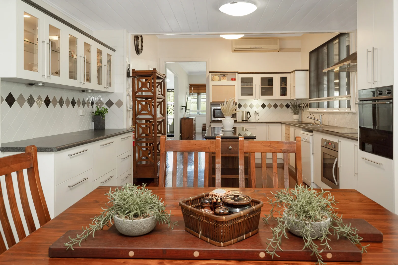 Additional image 11 of 10 Albury Street, Pimlico QLD 4812