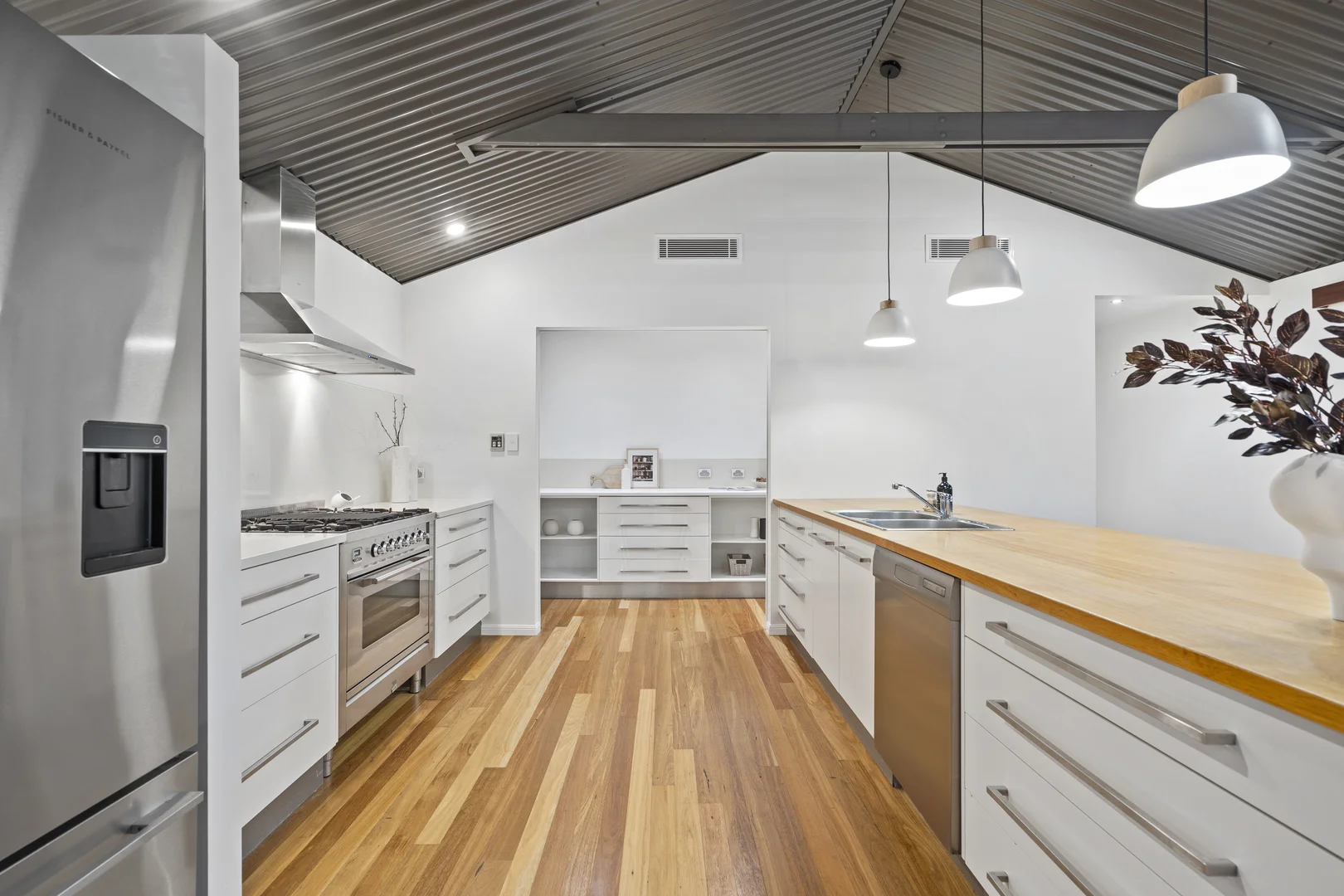 Additional image 5 of 13-15 Ridgeview Crescent, Bonogin QLD 4213