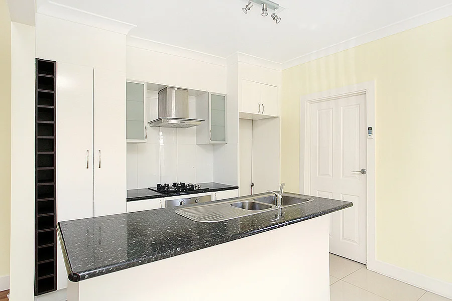 Additional image 3 of 112 Albert Street, Seddon VIC 3011