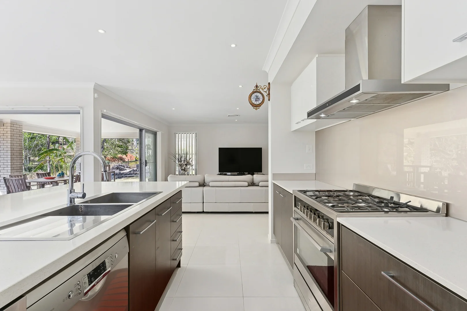 Additional image 10 of 541 Brookfield Road, Kenmore Hills QLD 4069