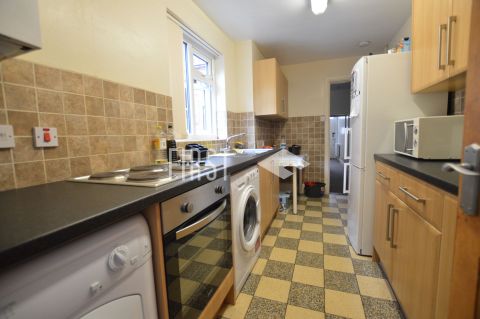 Burns Street, Clarendon Park LE2