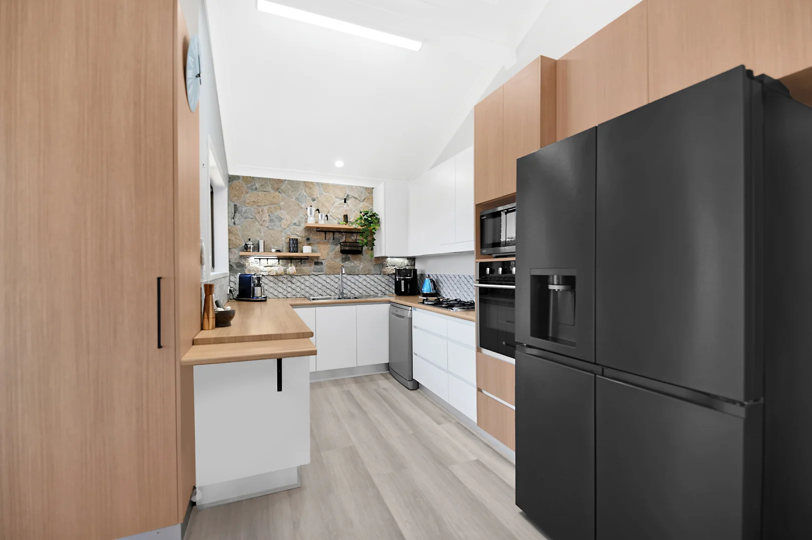 Additional image 7 of 8 Daru Avenue, Runaway Bay QLD 4216