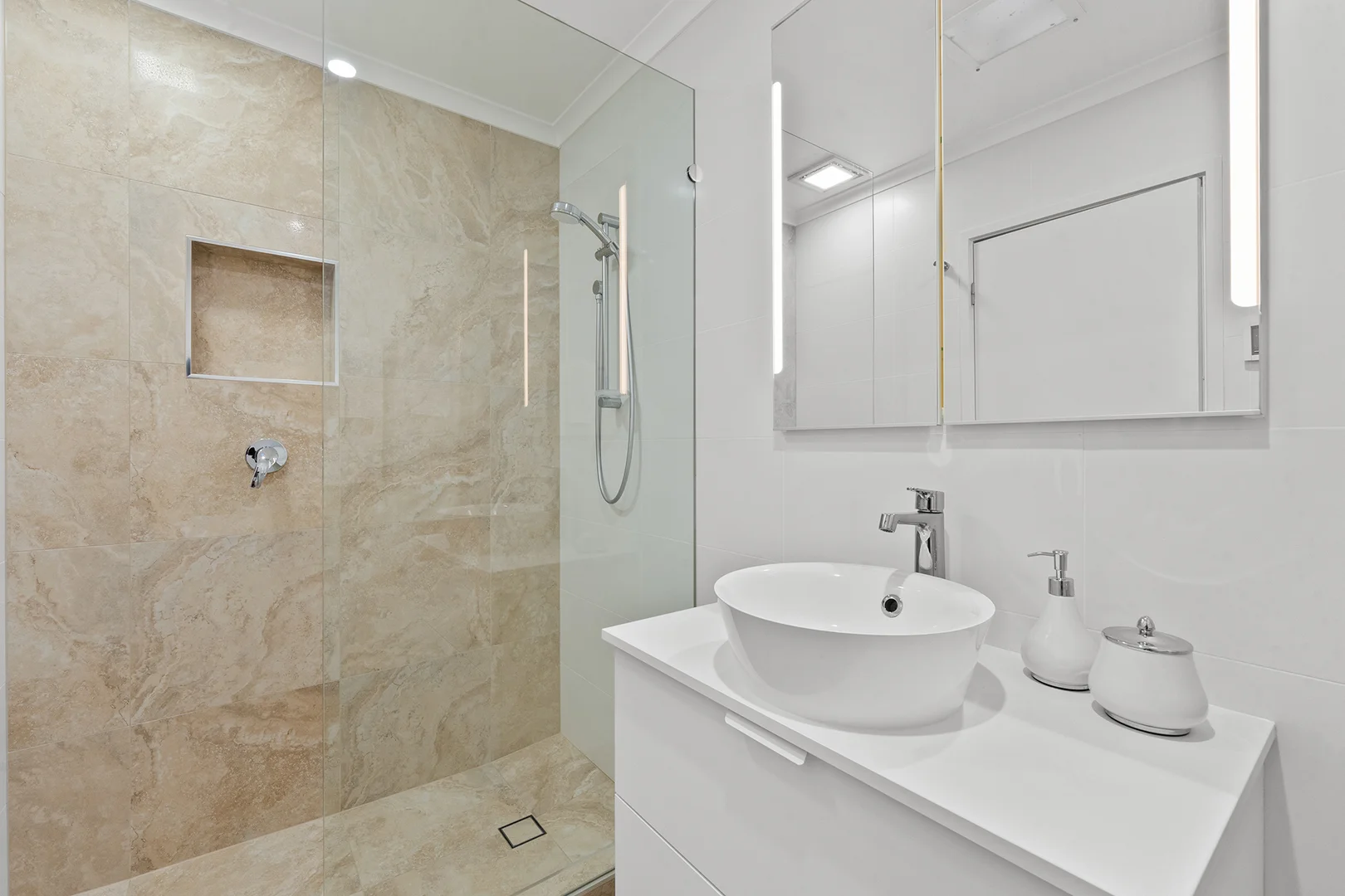 Additional image 17 of 2/67 Groom Street, Hughes ACT 2605