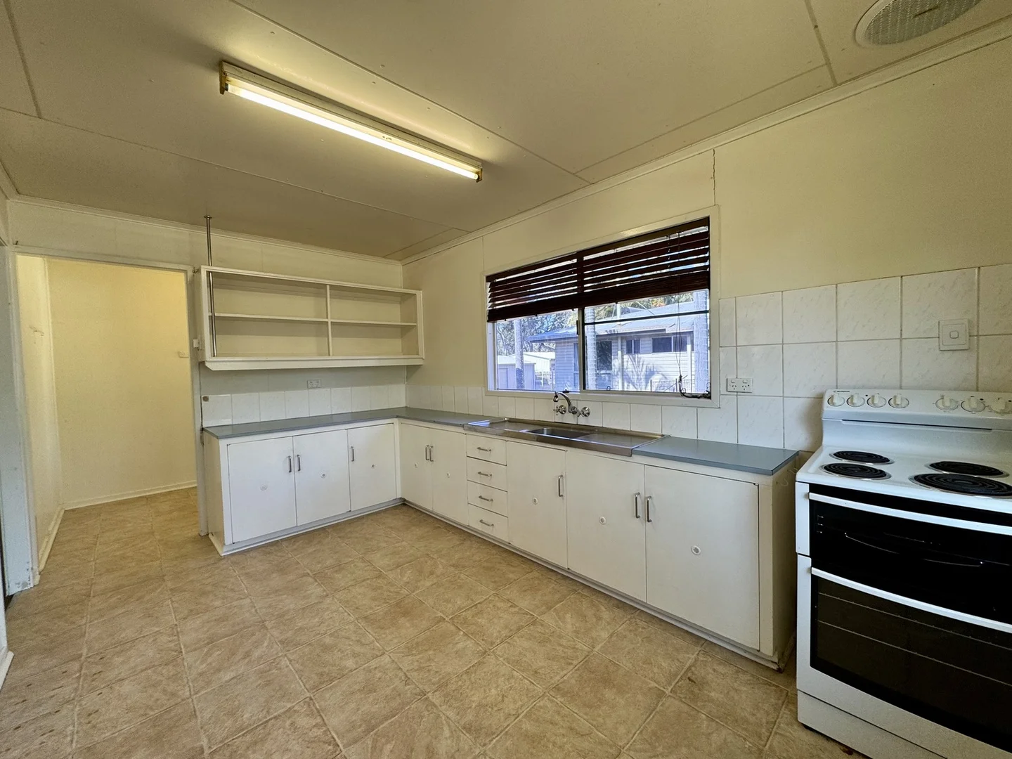 Additional image 9 of 30 KENNEDY Drive, Moranbah QLD 4744