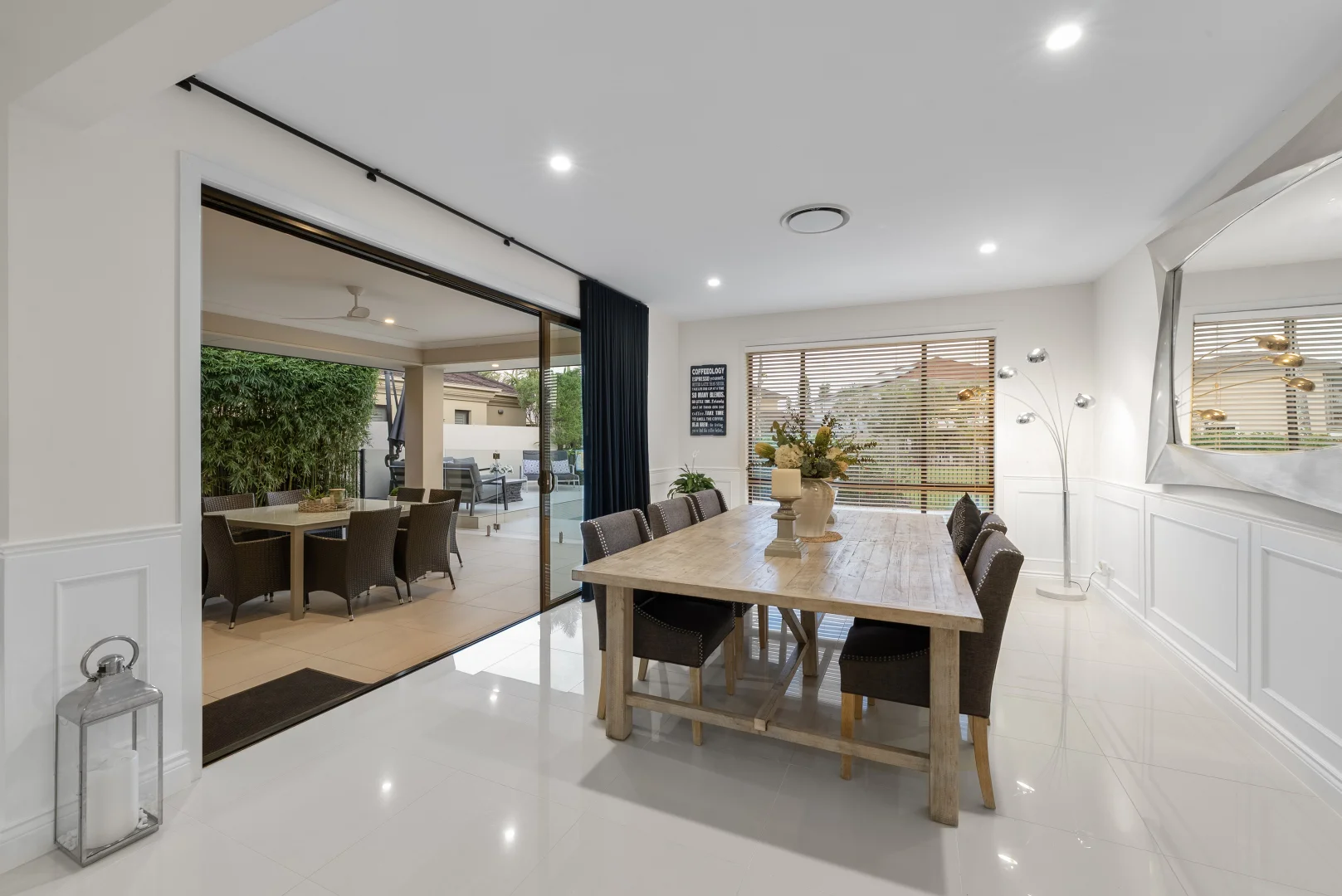Additional image 9 of 2567 Cressbrook Drive, Hope Island QLD 4212
