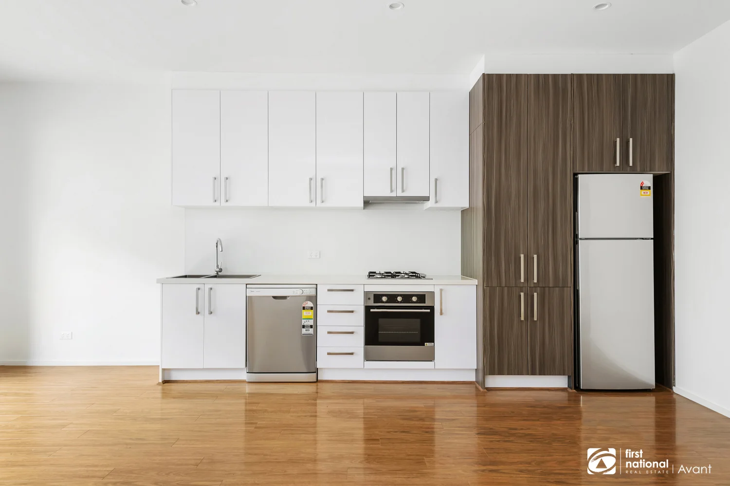 Additional image 3 of 2/4 Luena Road, Balwyn North VIC 3104