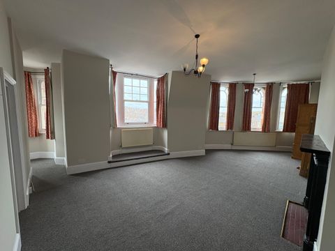 Studio Apartment – The Salisbury Hotel, Manor House N4, Studio to rent