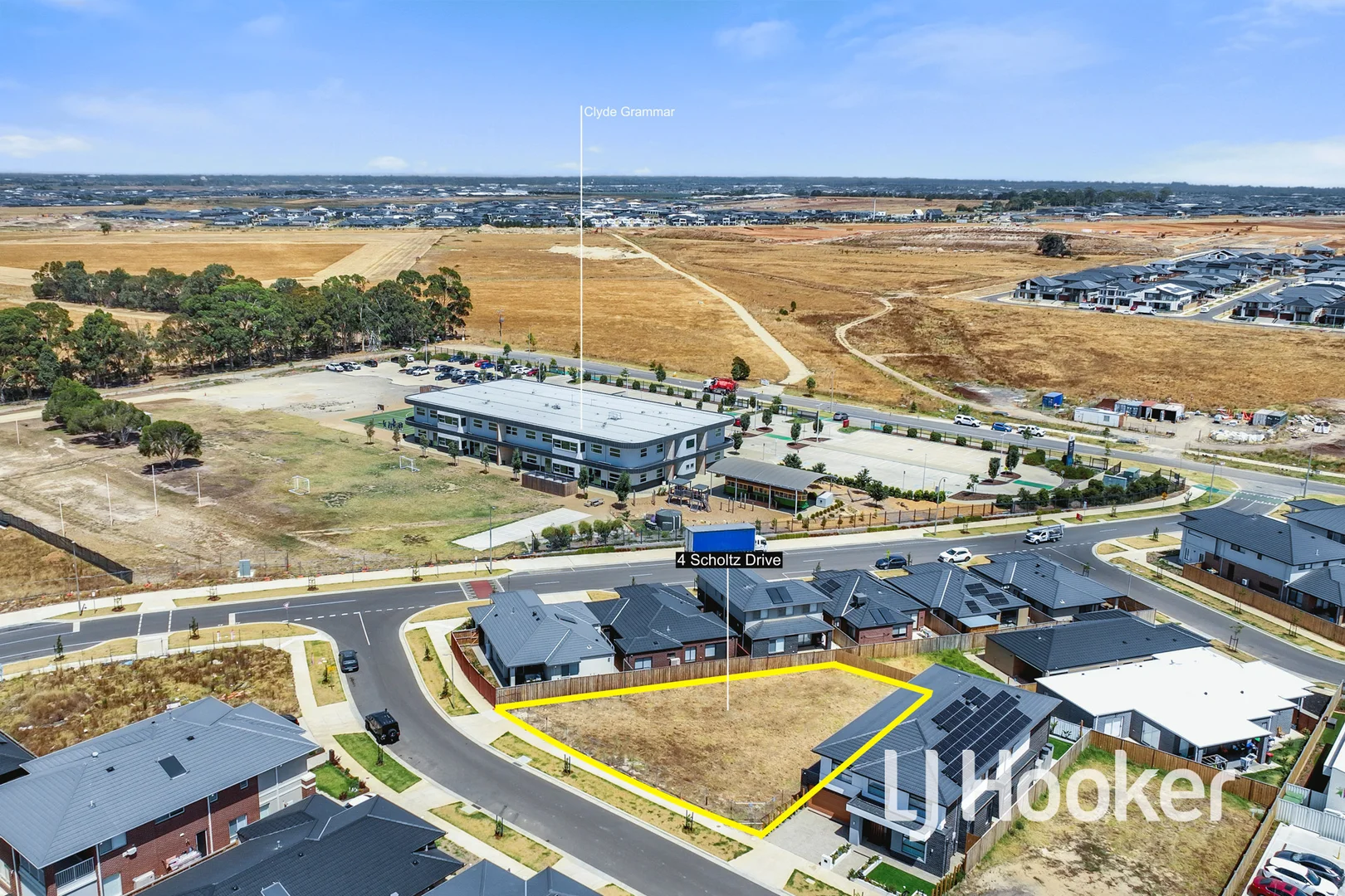 Additional image 5 of 4 Scholtz Drive, Clyde North VIC 3978