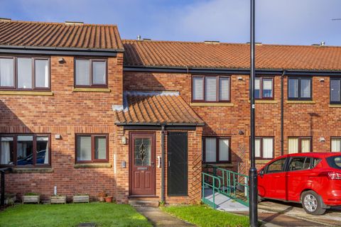 Heslington Court, Heslington, York YO10