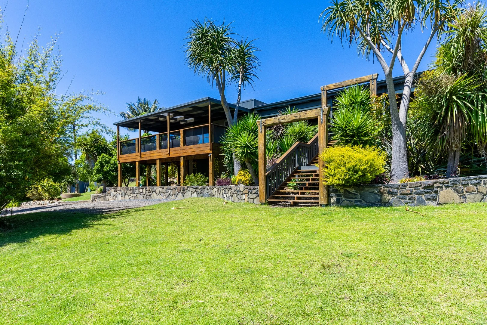 1814 Sapphire Coast Drive, Wallagoot NSW 2550