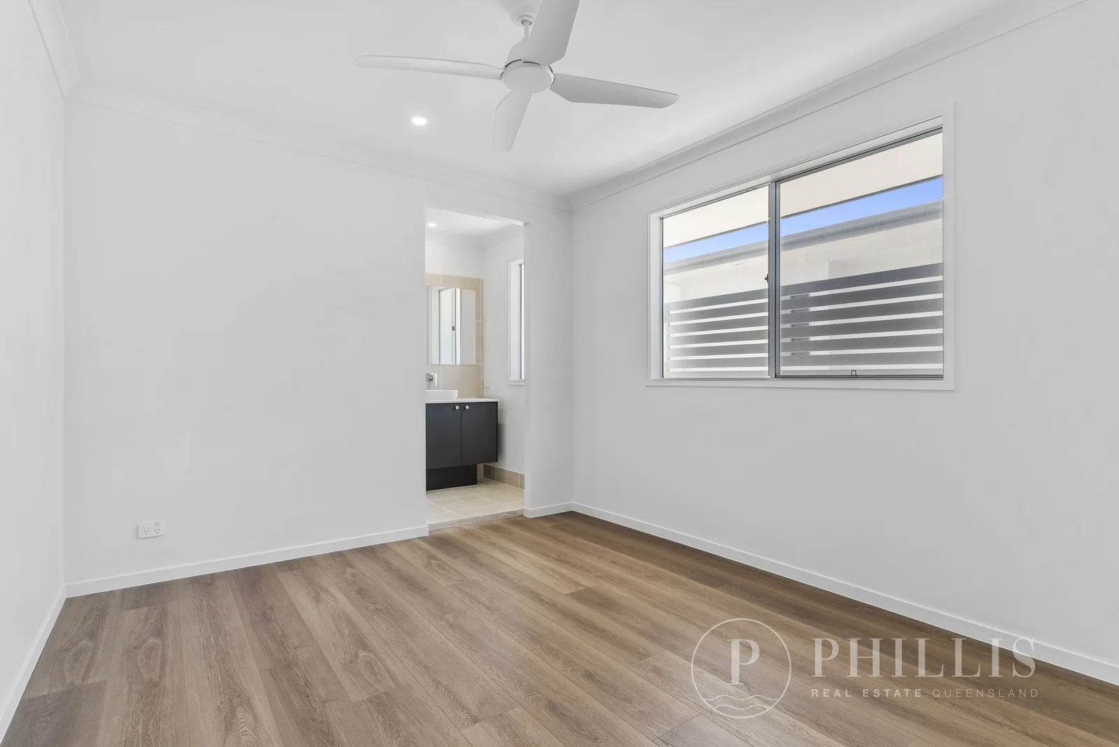 Additional image 23 of 152 Lake Serenity Boulevard, Helensvale QLD 4212