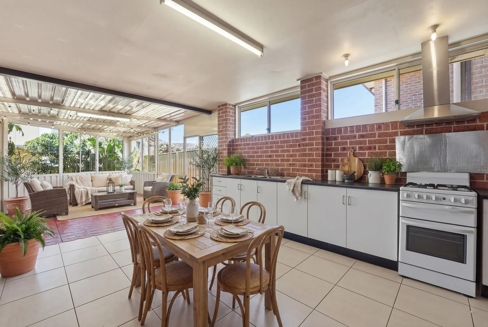 Additional image 19 of 18 Messina Circuit, Prestons NSW 2170